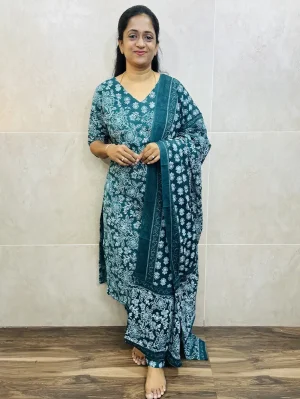 Printed Jaipur cotton top (cotton lining) paired with cotton dupatta and cotton bottom (Free size)