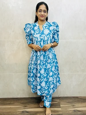 Printed cotton top (cotton lining) paired with printed cotton bottom (straight cut)