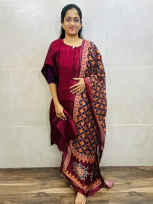 Soft silk top(cotton lining paired with soft muslin silk dupatta and silk bottom(free size)