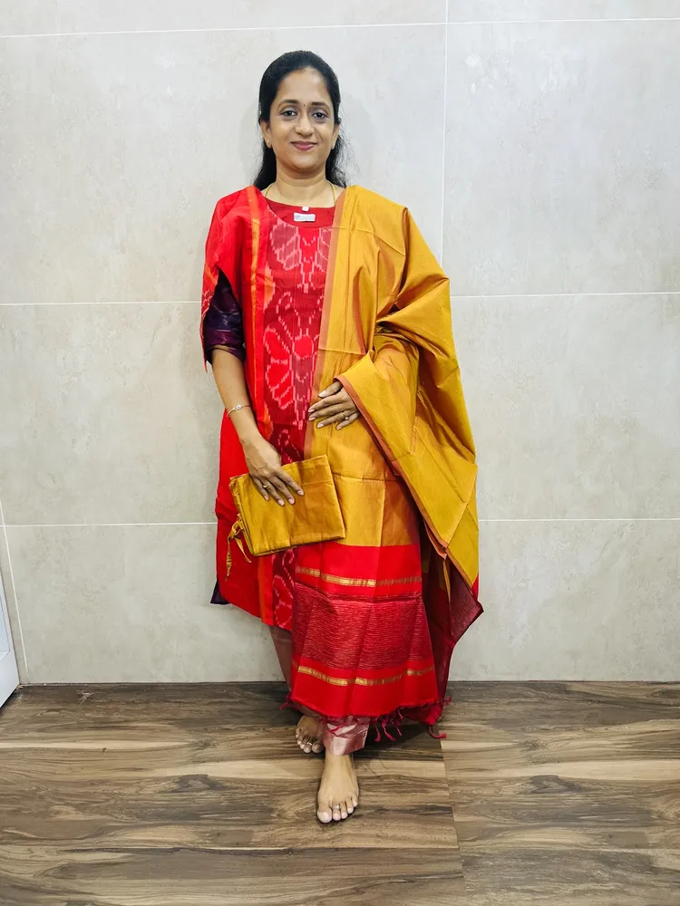 Premium Pochampally handloom silk cotton top (cotton lining) paired with silk cotton dupatta and silk bottom (Free size)