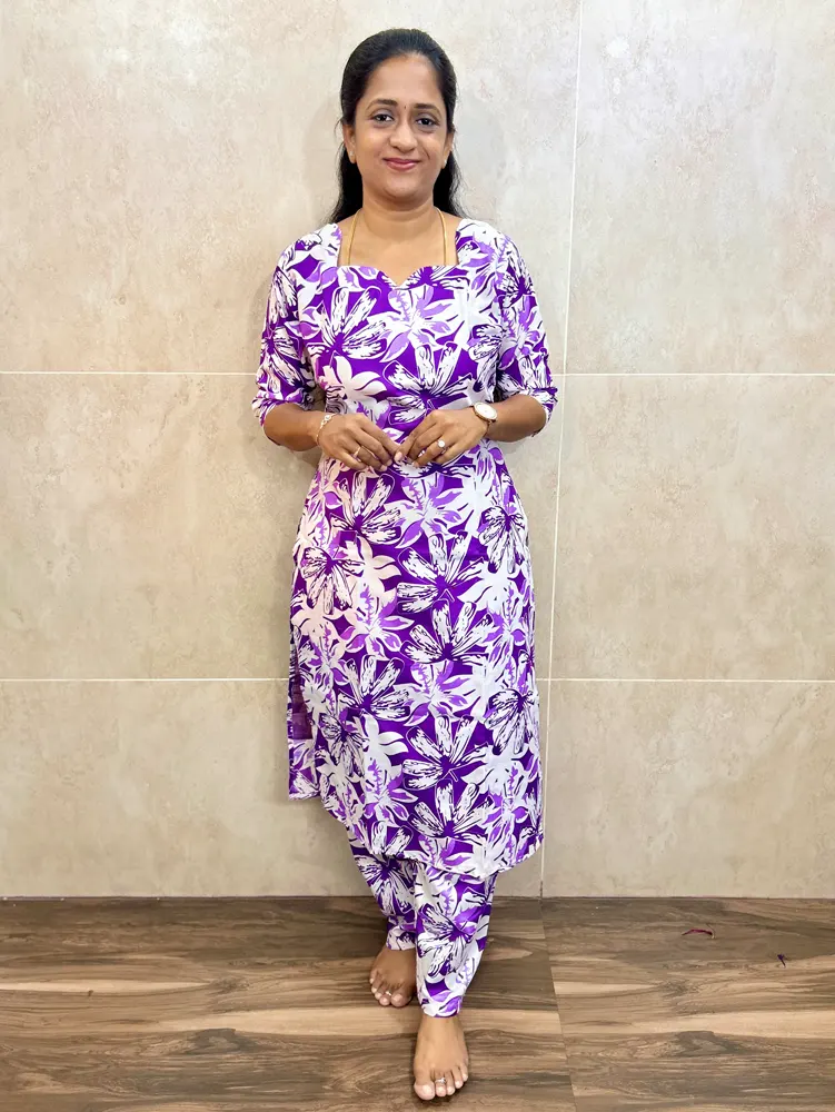 Printed cotton top(cotton lining)paired with printed cotton bottom(free size)