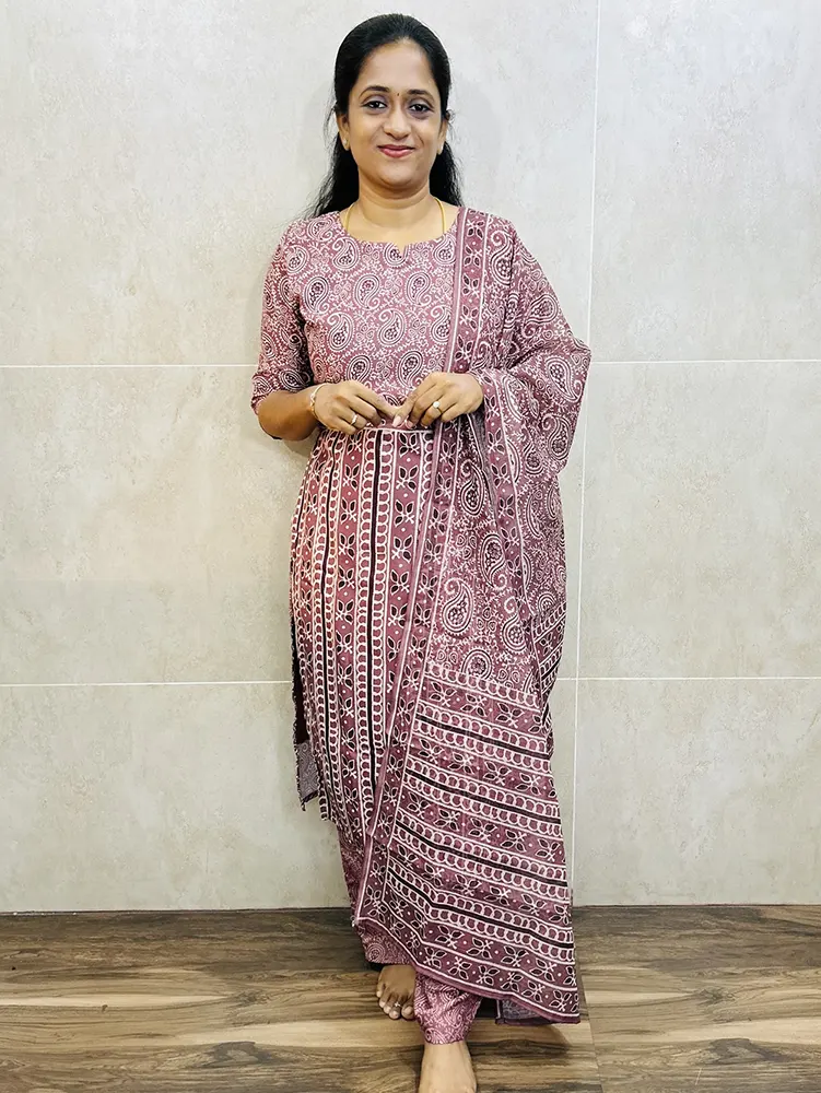 Printed linen cotton top (cotton lining) paired with linen cotton dupatta and linen cotton bottom (free size)