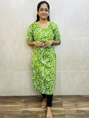 Batik printed premium cotton top with cotton lining (straight cut)