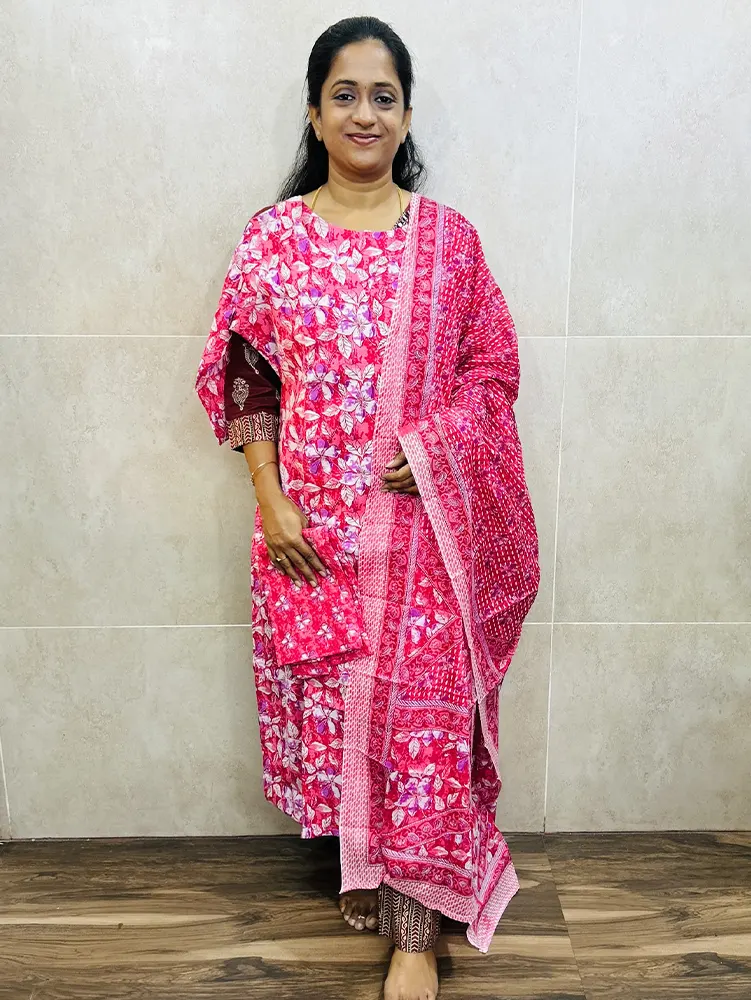 Cotton top (cotton lining) paired with cotton dupatta and cotton bottom (Straight cut)