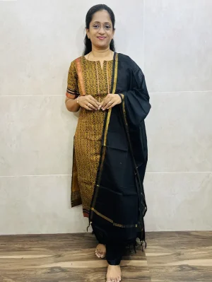 Handblock printed cotton top (cotton lining) paired with printed cotton dupatta and cotton bottom (free size)