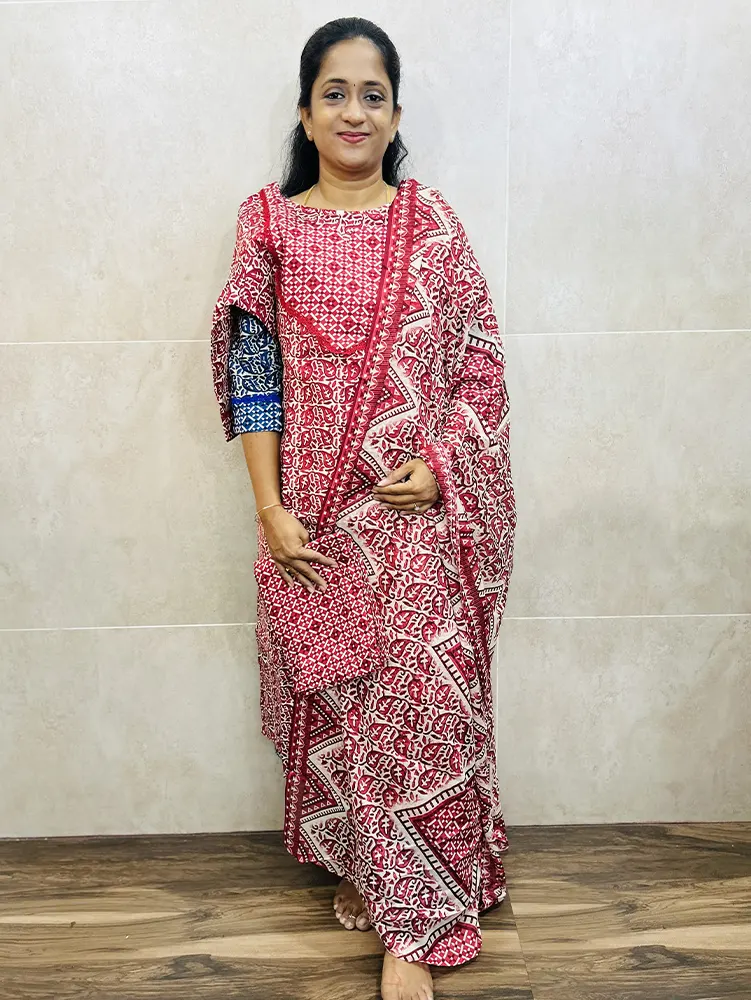 Cotton top (cotton lining) paired with cotton dupatta and cotton bottom (Straight cut)