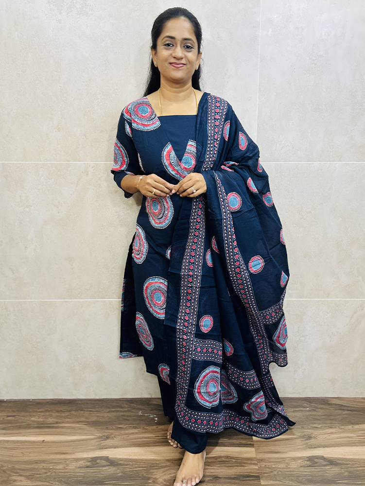 Printed jaipur cotton top(cotton lining)paired with printed cotton dupatta and cotton bottom (straight cut)