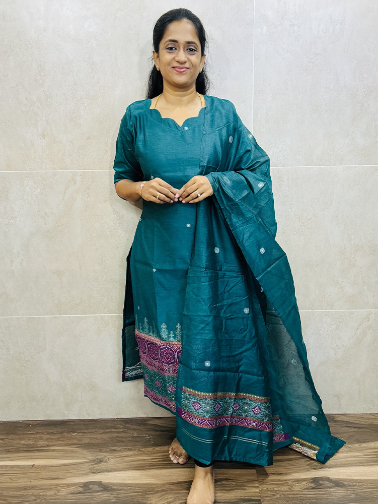 Soft Chanderi cotton top (cotton lining) with jamdani weaving paired with soft Chanderi cotton dupatta