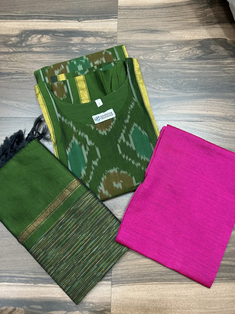 Premium Pochampally handloom silk cotton top (cotton lining) paired with silk cotton dupatta and silk bottom (Free size)