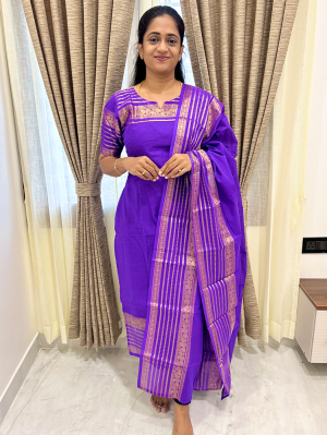 Kanchi cotton top (cotton lining) paired with Kanchi cotton dupatta