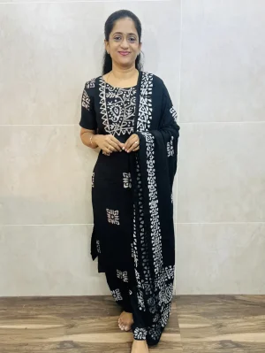 (Black)Batik printed Rayon top(cotton lining)paired with printed rayon dupatta and rayon bottom(free size)