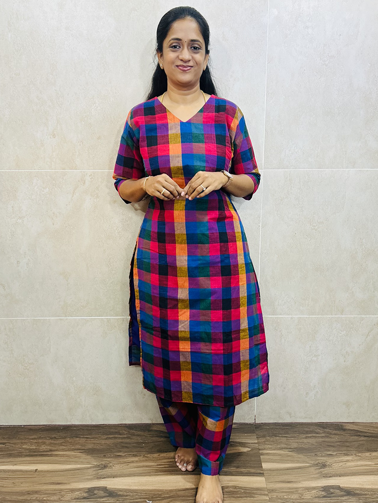 Pattern 2 - Textured pure cotton top (cotton lining) paired with textured cotton bottom (free size)