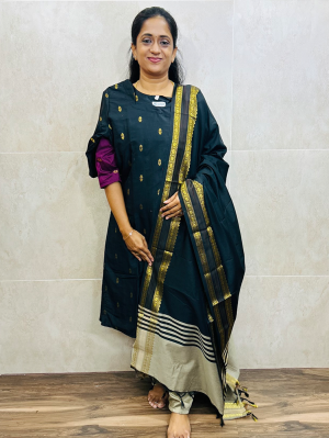 (Black)Semi raw silk top (cotton lining) with all over thread weaving paired with semi raw silk dupatta and semi raw silk bottom (free size)