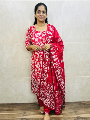 Batik printed Rayon top(cotton lining)paired with printed rayon dupatta and rayon bottom(free size)