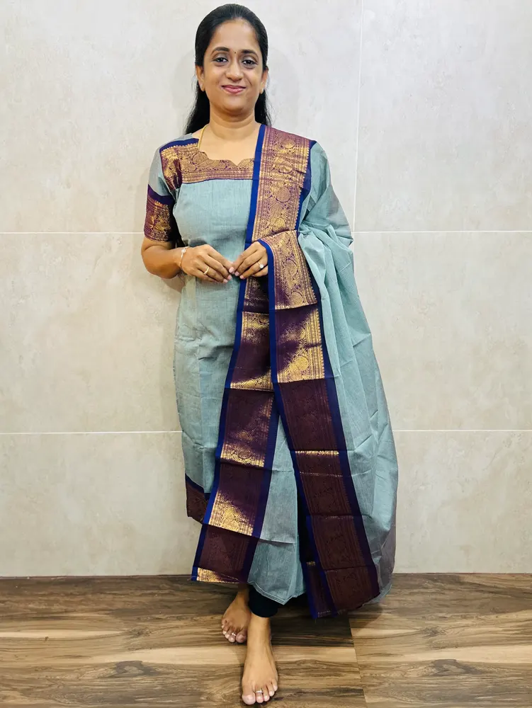 Kanchi cotton top (cotton lining) paired with Kanchi cotton dupatta