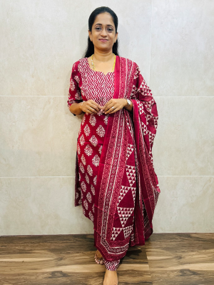 Printed Jaipur cotton top (cotton lining) with with printed cotton dupatta and cotton bottom (Free size)