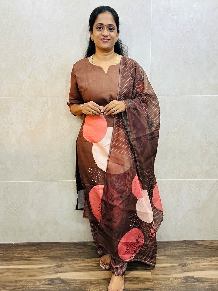 Printed linen cotton top (cotton lining) paired with linen cotton dupatta and linen cotton bottom (free size)