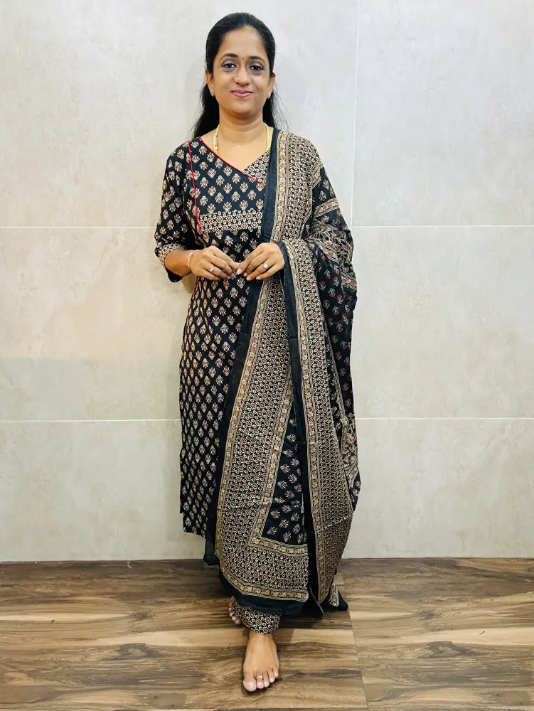 Ajrakh dyed cotton top(cotton lining)with cotton dupatta and cotton bottom(free size)