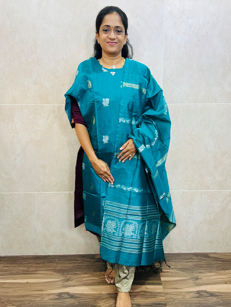 Semi raw silk top (cotton lining) with allover zarı weavings paired with zarı weaved semi raw silk dupatta and semi raw silk bottom (free size)