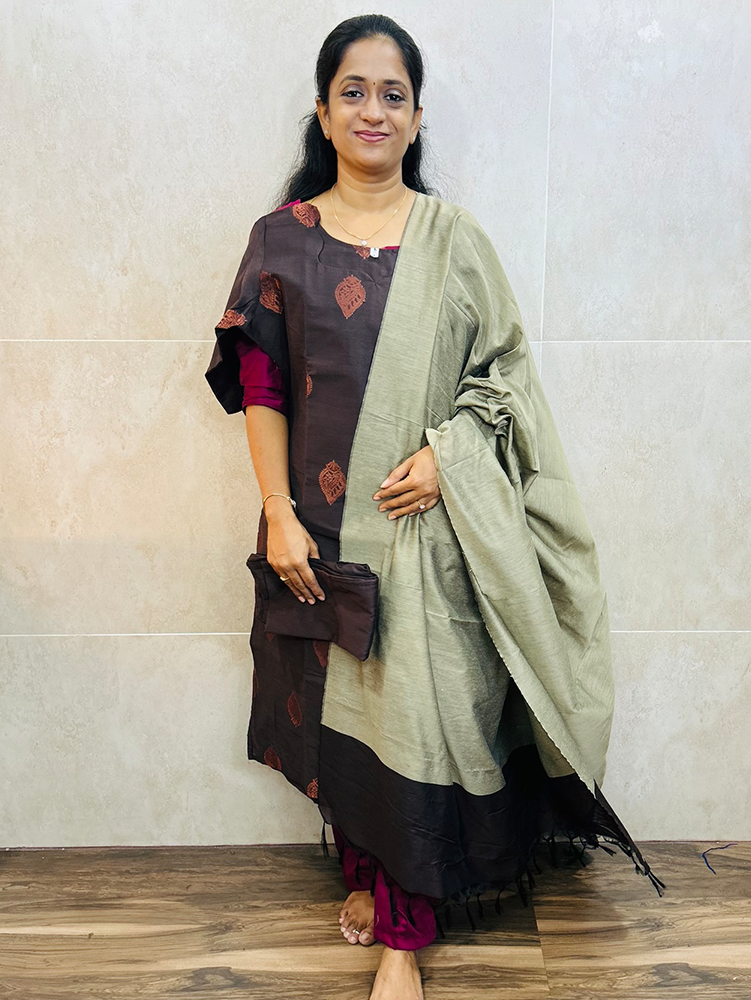 Soft silk top (cotton lining) with copper zari weaving paired with soft silk dupatta and soft silk bottom (free size)